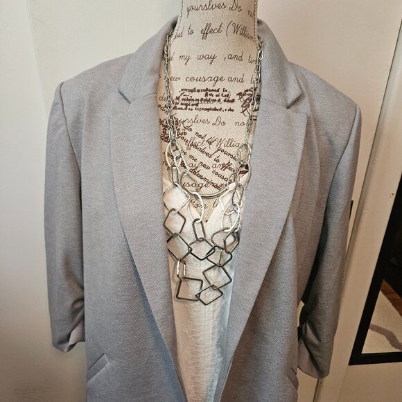 Long double strand necklace - Picture 2 of 4